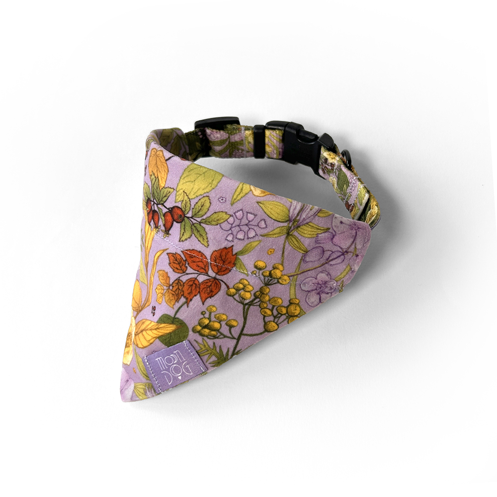 fioletowa kwiatowa apaszka dla pieska