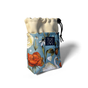 niebieska saszetka na smaczki w kwiaty