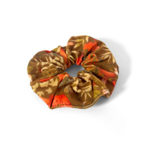 Alternative view of Welurowa scrunchie AUTUMN MOSS